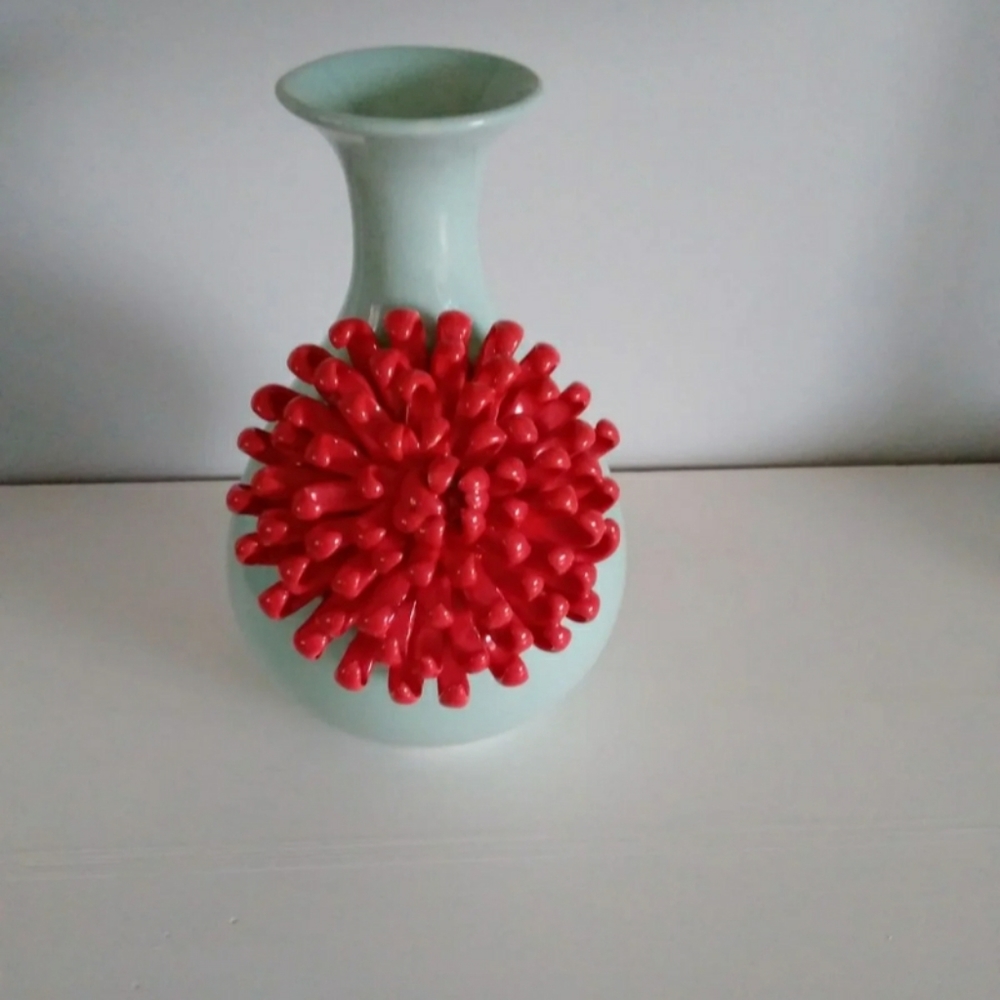 Anthropologie Bloom Vase, NWOT